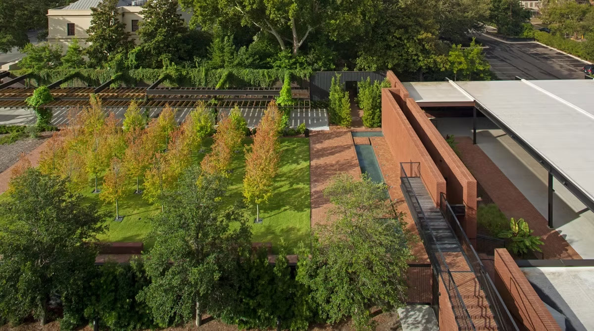 ships of the sea garden